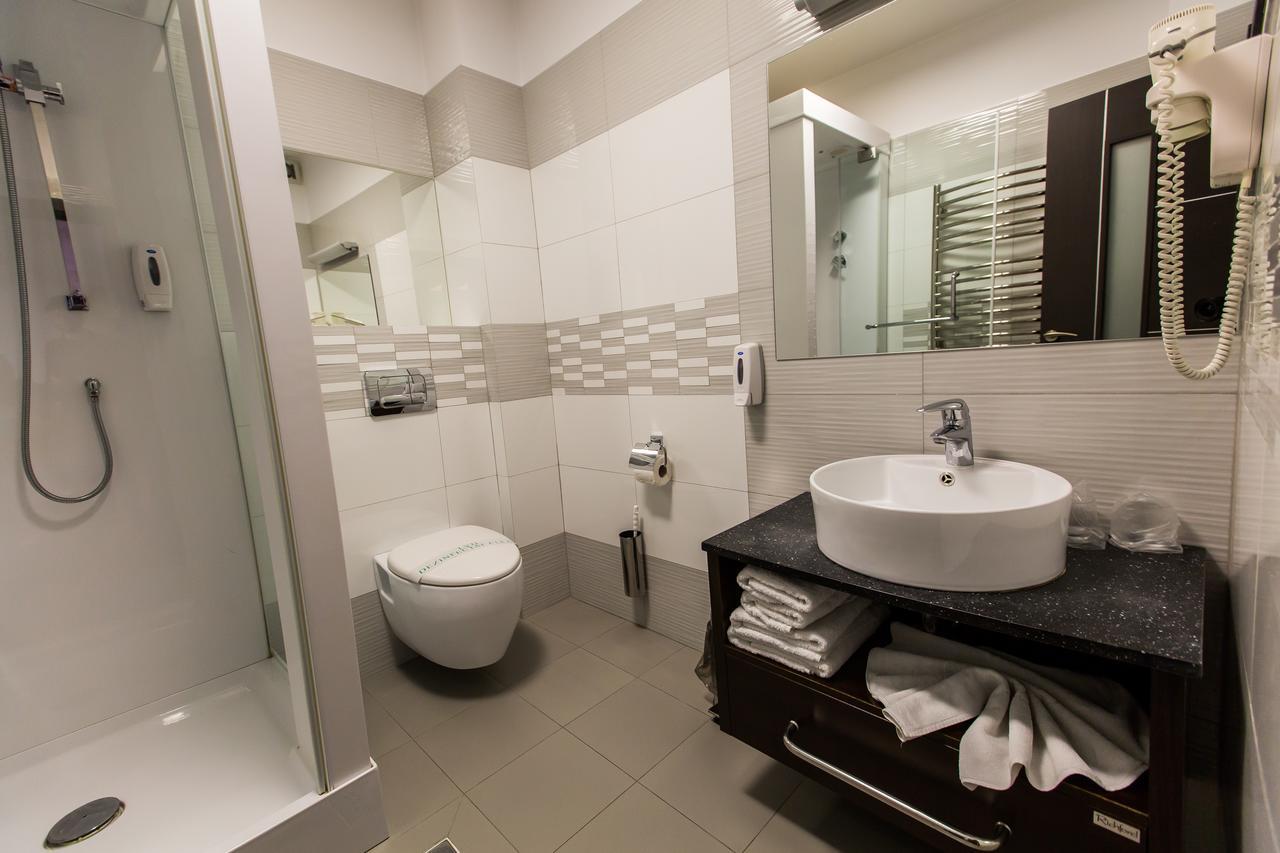 Hotel Grandis Apulum Mioveni 外观 照片